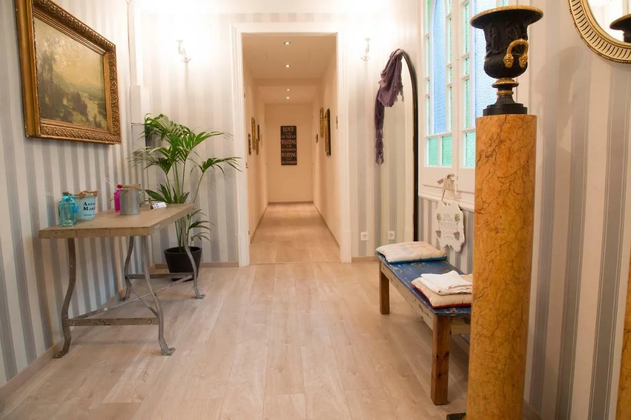 Casa Kessler Barcelona Hostel 0*,  Spain
